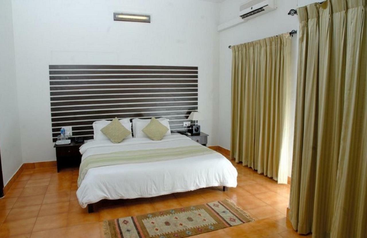 Toshali Goan Village Resort Candolim Exterior photo